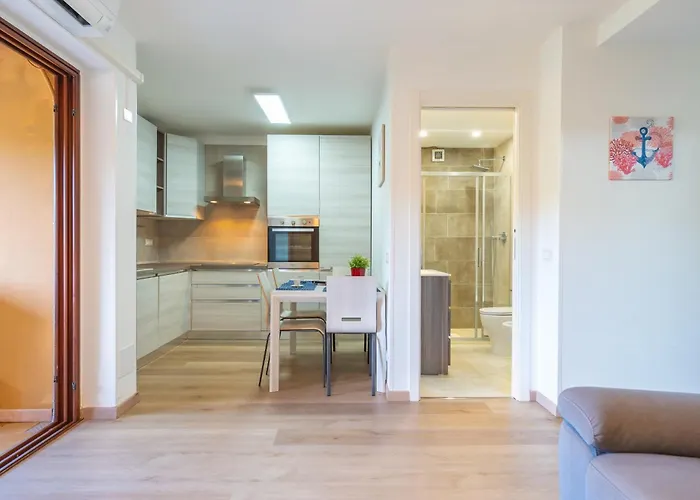 Apartament Smeralda *